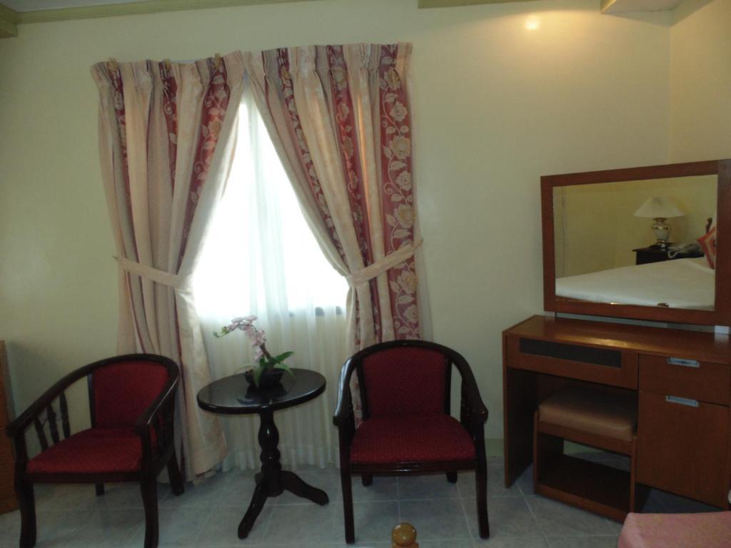 Royal Taal Inn Tagaytay City ห้อง รูปภาพ