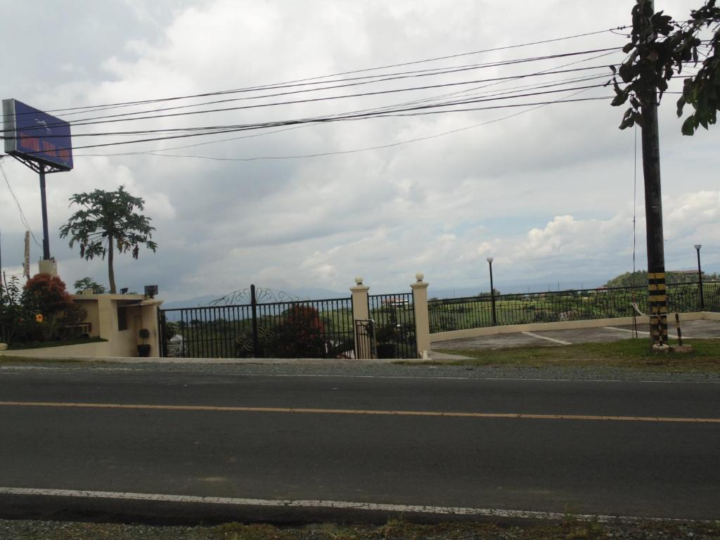 Royal Taal Inn Tagaytay City ห้อง รูปภาพ